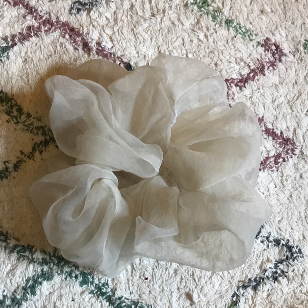 White Organza XL Scrunchie
